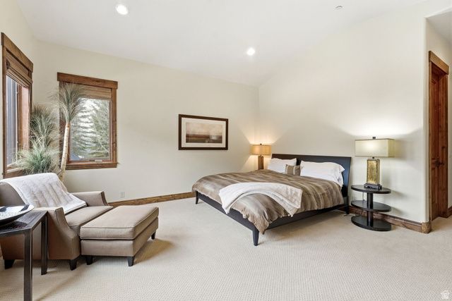 35 HIDDEN OAKS LN, Park City, UT 84060