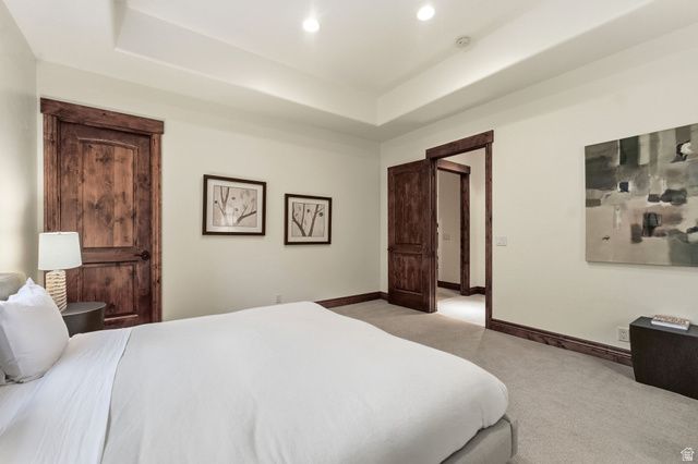 35 HIDDEN OAKS LN, Park City, UT 84060