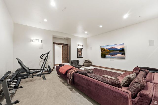 35 HIDDEN OAKS LN, Park City, UT 84060