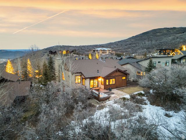 35 HIDDEN OAKS LN, Park City, UT 84060