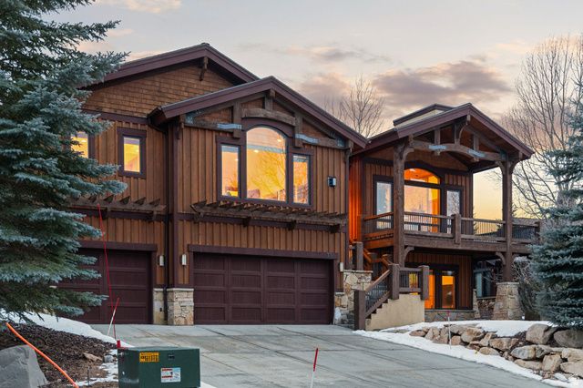 35 HIDDEN OAKS LN, Park City, UT 84060