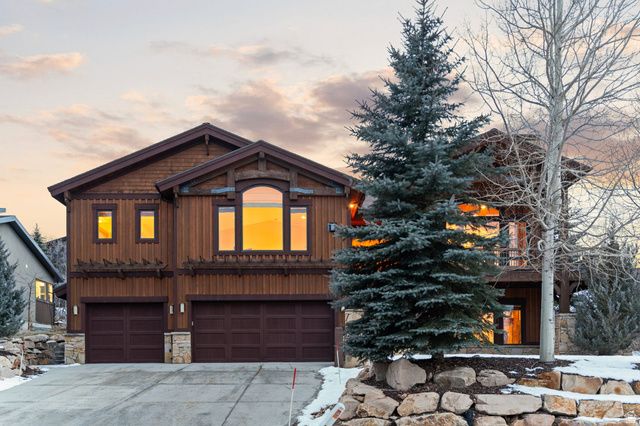 35 HIDDEN OAKS LN, Park City, UT 84060