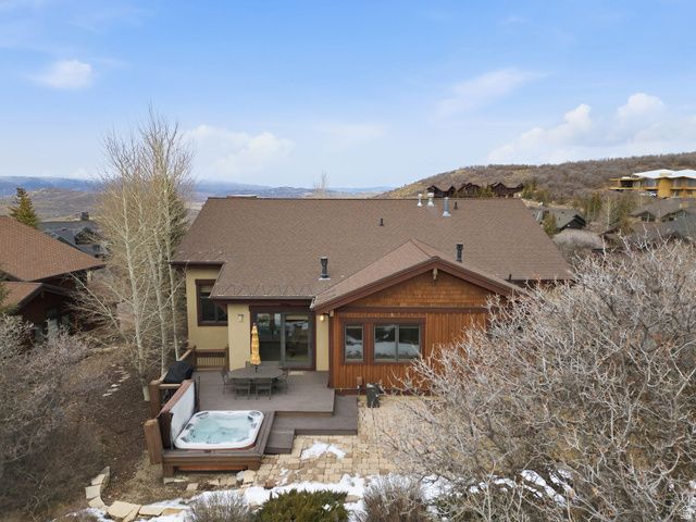 35 HIDDEN OAKS LN, Park City, UT 84060