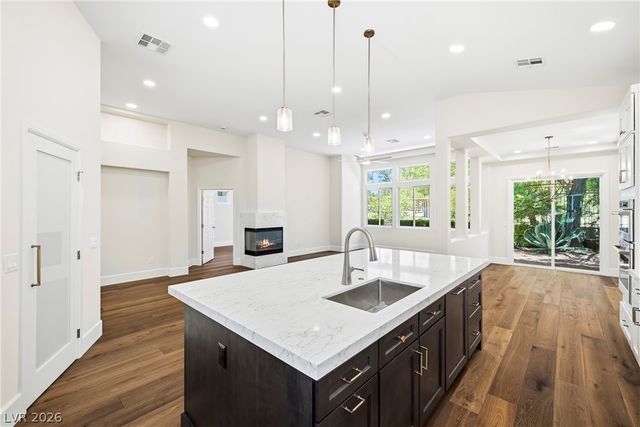 475 Indigo Springs Street, Henderson, NV 89014