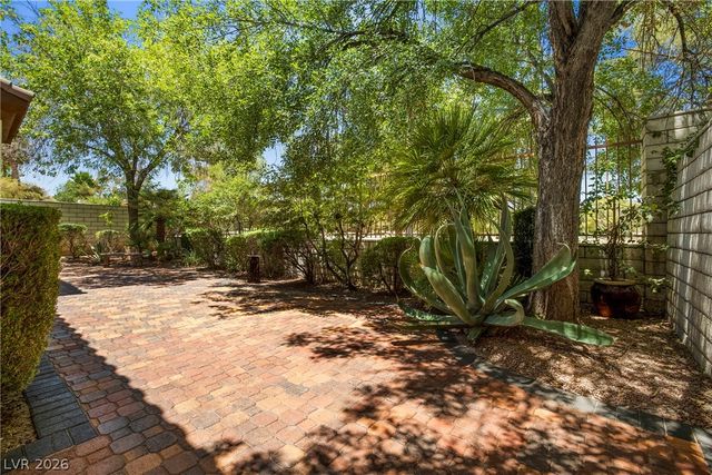 475 Indigo Springs Street, Henderson, NV 89014