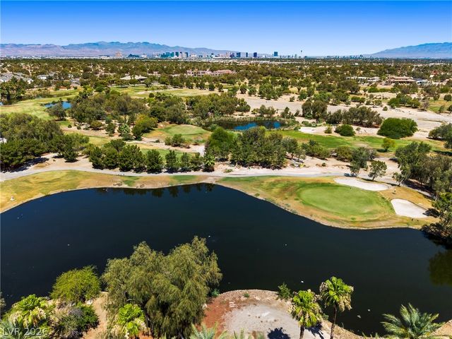 475 Indigo Springs Street, Henderson, NV 89014