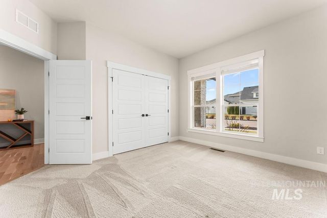 1416 N Palaestra Ave, Eagle, ID 83616