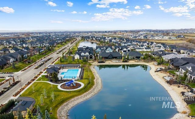 1416 N Palaestra Ave, Eagle, ID 83616