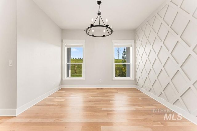 1416 N Palaestra Ave, Eagle, ID 83616