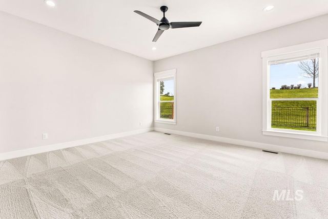 1416 N Palaestra Ave, Eagle, ID 83616