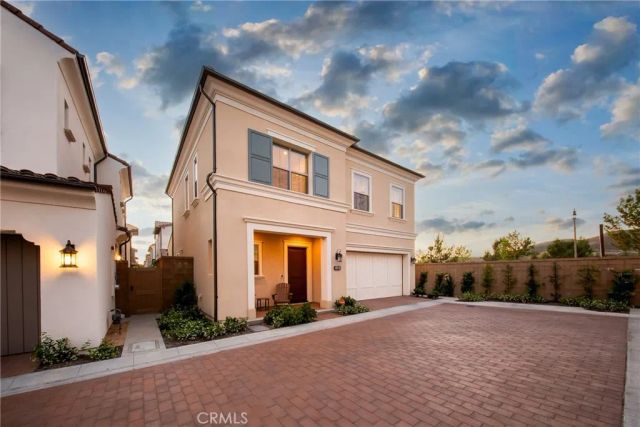 109 Fairgreen, Irvine, CA 92618