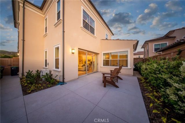109 Fairgreen, Irvine, CA 92618