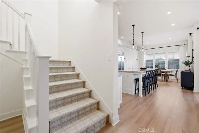 109 Fairgreen, Irvine, CA 92618