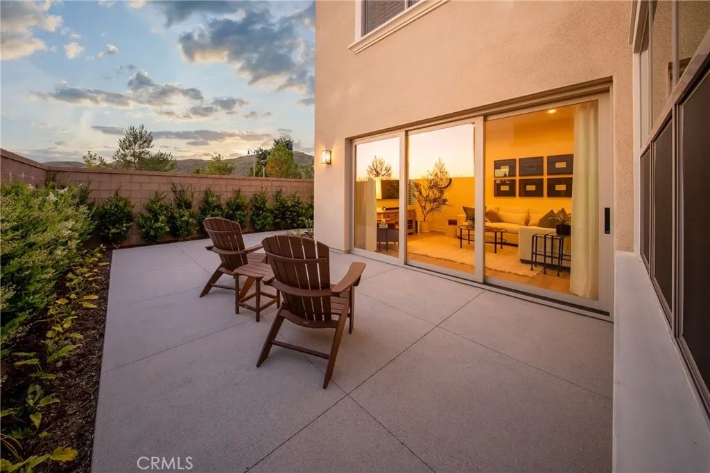109 Fairgreen, Irvine, CA 92618