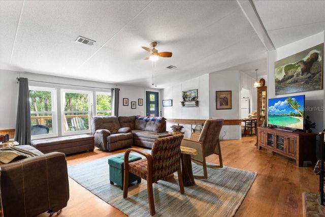 7220 NE 24TH LOOP, High Springs, FL 32643