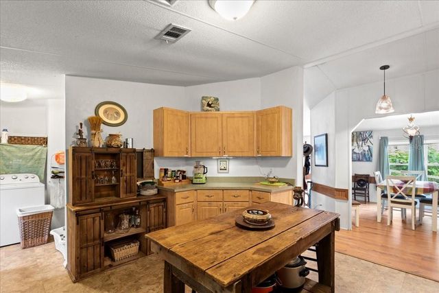 7220 NE 24TH LOOP, High Springs, FL 32643