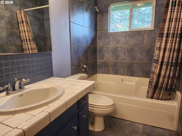 32901 Se DIVERS Rd, Estacada, OR 97023