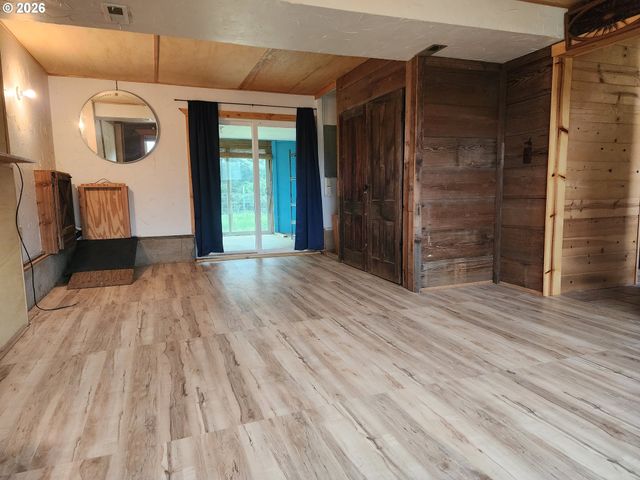 32901 Se DIVERS Rd, Estacada, OR 97023