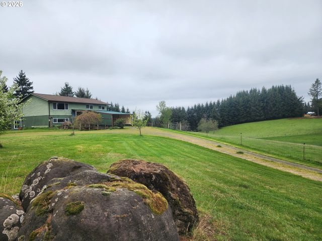 32901 Se DIVERS Rd, Estacada, OR 97023