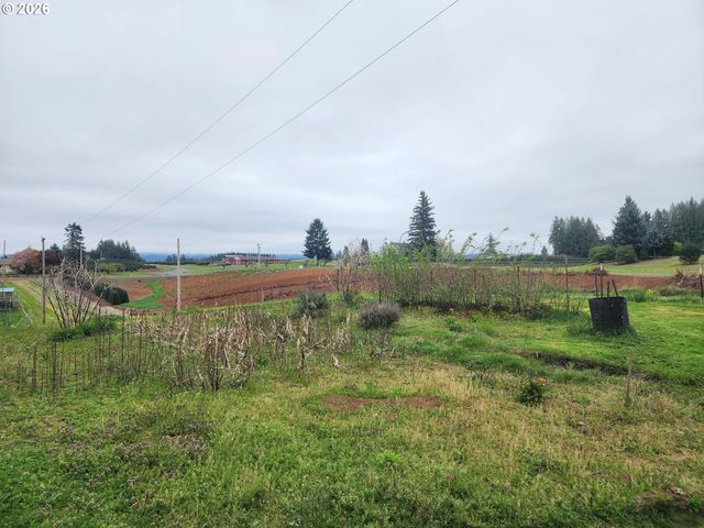 32901 Se DIVERS Rd, Estacada, OR 97023