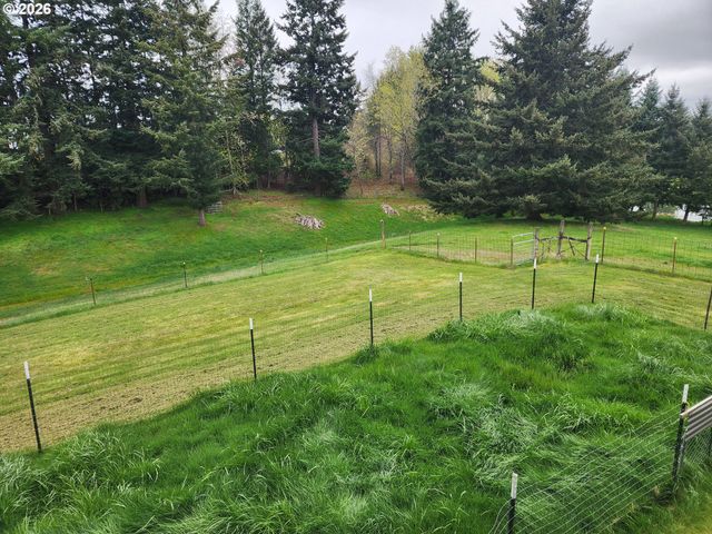 32901 Se DIVERS Rd, Estacada, OR 97023