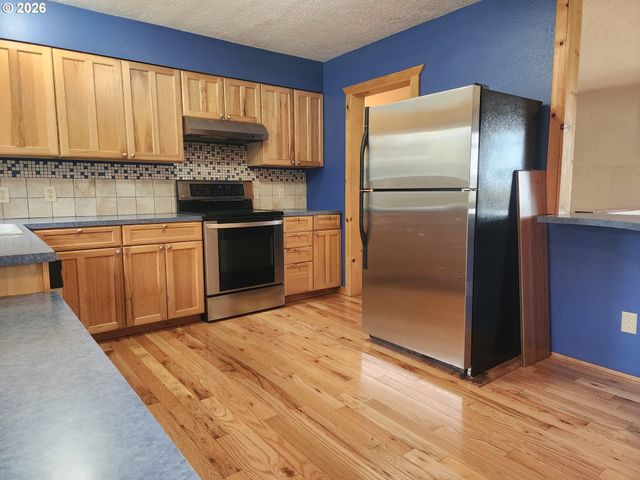 32901 Se DIVERS Rd, Estacada, OR 97023