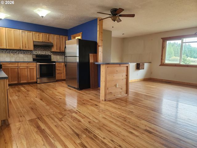 32901 Se DIVERS Rd, Estacada, OR 97023