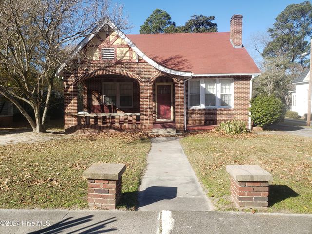 213 W Greene Street, Snow Hill, NC 28580