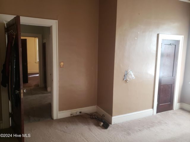 213 W Greene Street, Snow Hill, NC 28580
