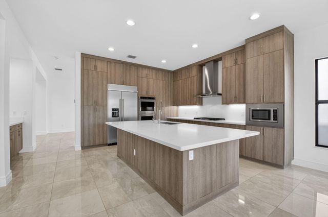 9087 Chauvet Way, Boca Raton, FL 33496