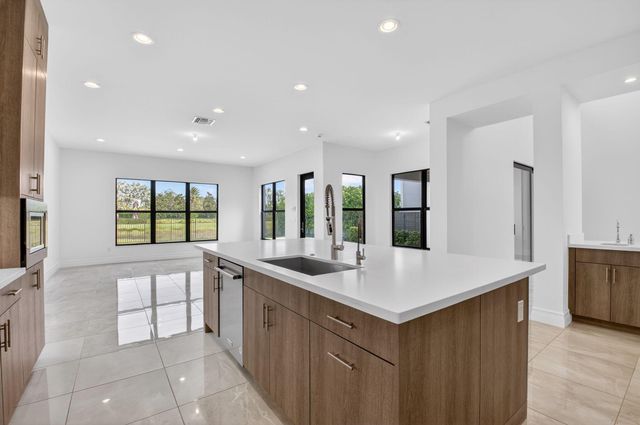 9087 Chauvet Way, Boca Raton, FL 33496