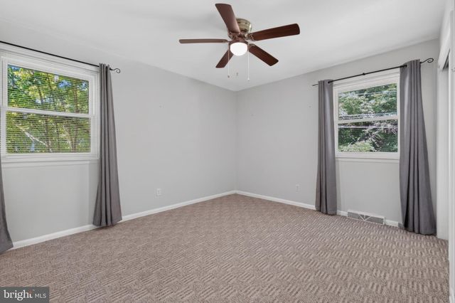 2648 DRAYTON DR, Wilmington, DE 19808