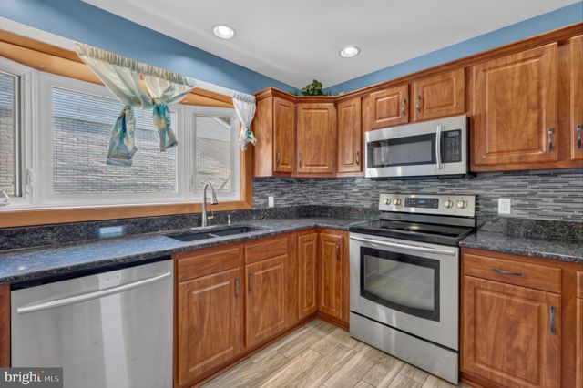 2648 DRAYTON DR, Wilmington, DE 19808