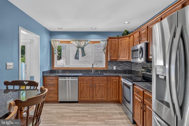 2648 DRAYTON DR, Wilmington, DE 19808