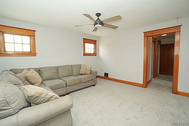 3176 South Park Avenue, Lackawanna, NY 14218