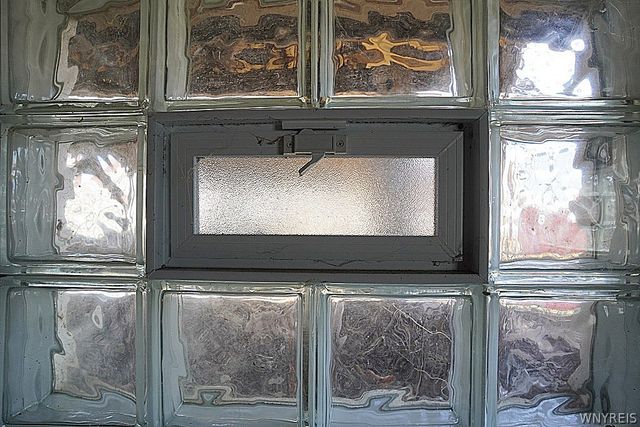 3176 South Park Avenue, Lackawanna, NY 14218