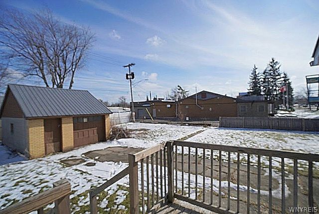 3176 South Park Avenue, Lackawanna, NY 14218