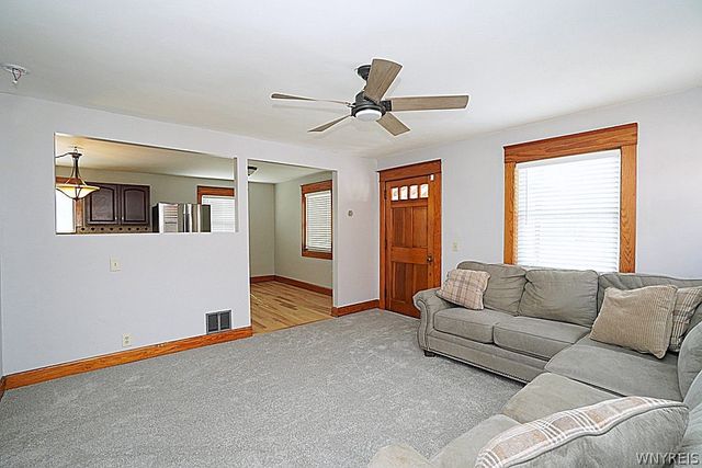 3176 South Park Avenue, Lackawanna, NY 14218