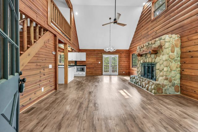 1386 Justice Rd, Ashland City, TN 37015