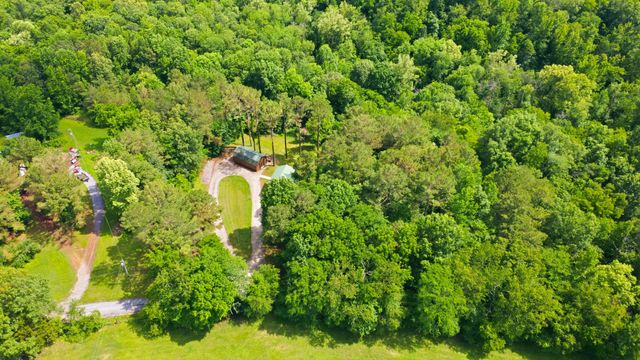 1386 Justice Rd, Ashland City, TN 37015
