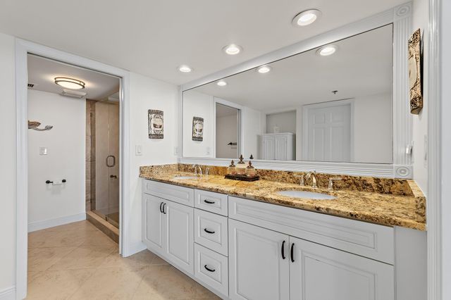 840 Ocean Drive 905, Juno Beach, FL 33408