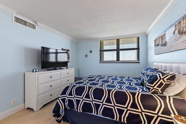 840 Ocean Drive 905, Juno Beach, FL 33408
