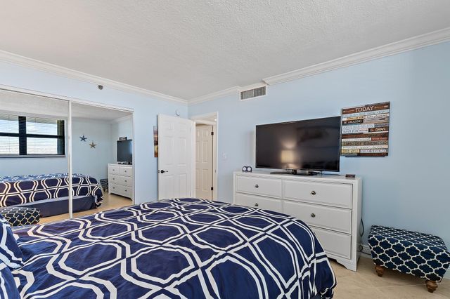 840 Ocean Drive 905, Juno Beach, FL 33408