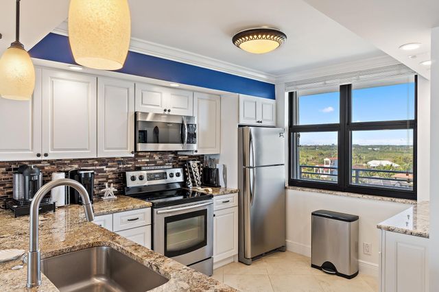 840 Ocean Drive 905, Juno Beach, FL 33408