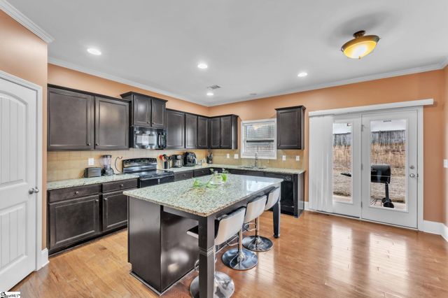 112 Hazeldeen Place, Simpsonville, SC 29680