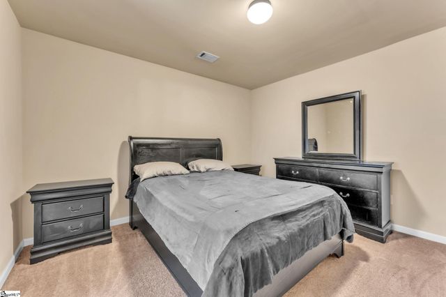 112 Hazeldeen Place, Simpsonville, SC 29680