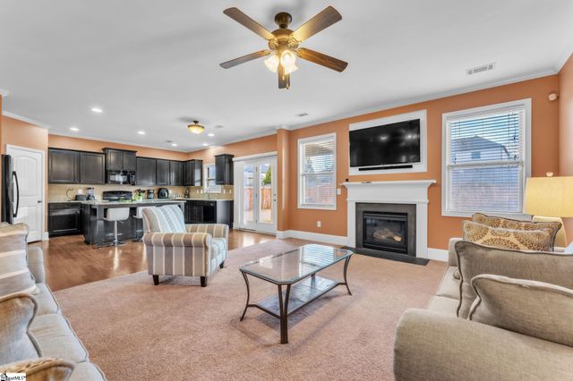 112 Hazeldeen Place, Simpsonville, SC 29680