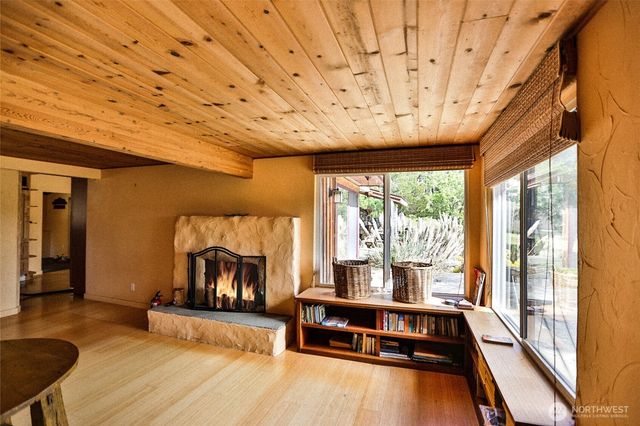 206 Hawthorne Lane, Friday Harbor, WA 98250