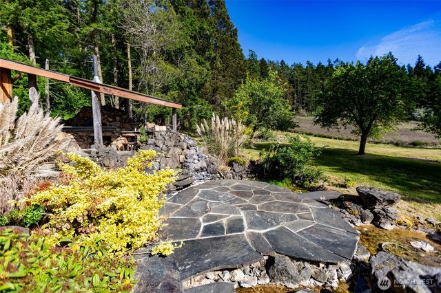 206 Hawthorne Lane, Friday Harbor, WA 98250