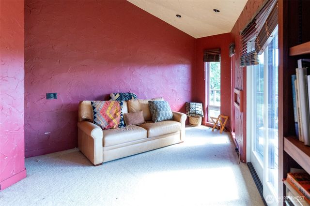 206 Hawthorne Lane, Friday Harbor, WA 98250
